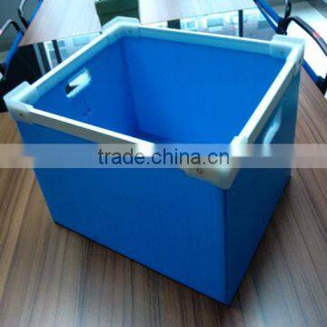 Top quality pp corrugated moving box with wheels