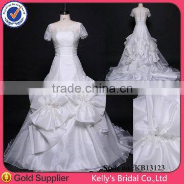 New model hand made flower wedding gown with detachable short sleeve jacke short sleeve jacket