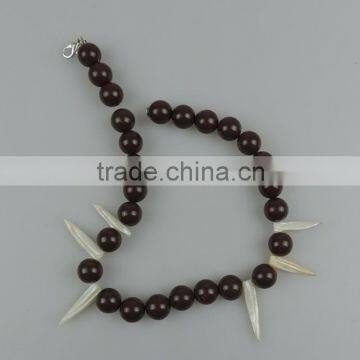 Wholesale Plastic Bead Necklace Round Beads and Pointed Beads Necklace photo-2