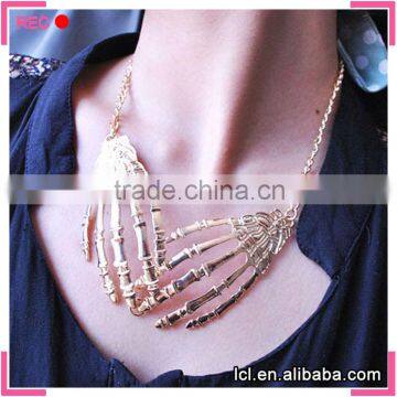 Gothic necklace Skeleton Hand pendant, for carnaval wholesale gothic imitation jewelry