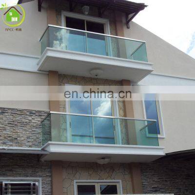 Glass Balcony Railing Designs photo-3