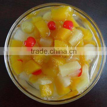 canned fruit cocktail
