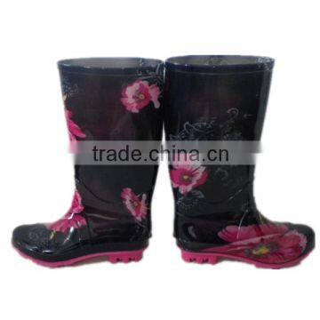 fancy floral print PVC rain boots,outdoor waterproof working boots,OEM good quality plastic shoes supplier