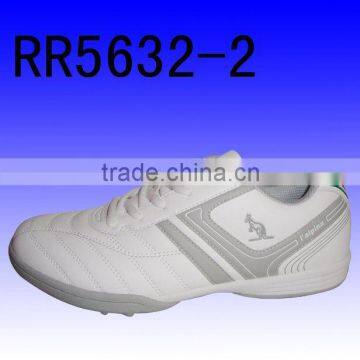 2011 newest style badminton shoe