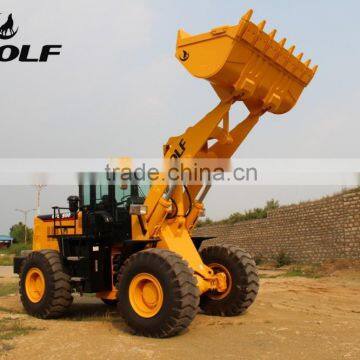 5 tons wheel loader working in the mining and mixing condition