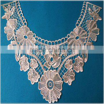 Machine embroidery white collar necklace