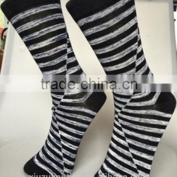 OEM 100% cotton leisure quality knitted stripes socks