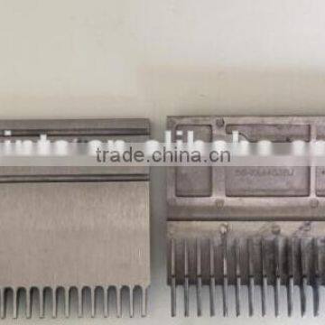 Escalator Comb Plate Aluminum XAA453BJ1, Middle, 203.184*132.64mm, 24T