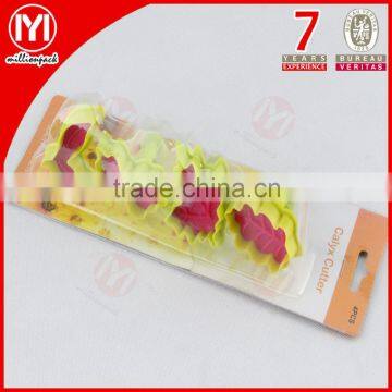 4pcs Various Leaf Shape Plastic Cookie Moulds/Cutter photo-2