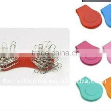 Magnetic clip to hold papers/plastic clip/silicone clip