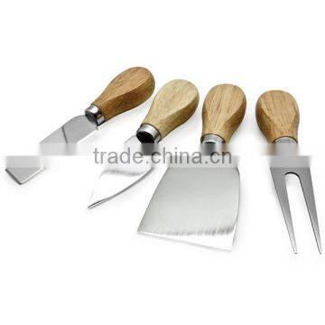 4pcs cheese tool set/Cheese knife set with wooden cutting board