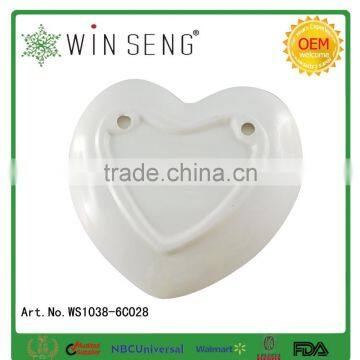 White New Design Heart-shape Ceramic Dish/soap Plate photo-2