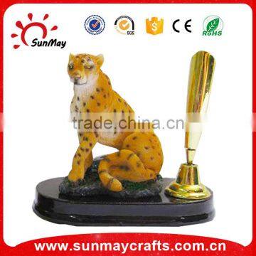 single pen holder with leopard figurine