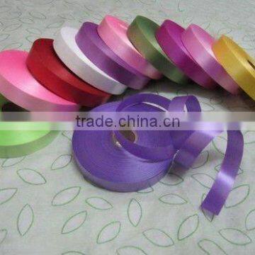 Curling ribbon