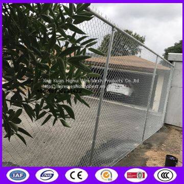 Hot dipped galvanized Privacy Diamond wire mesh fencing as wall enclosing house with high security