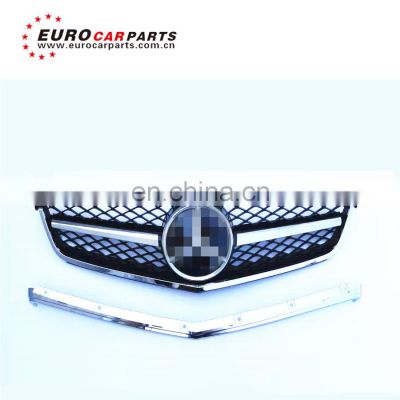 C class w204 C63 front grille for w204 C63 front bumper grille 2008 to 2011 year