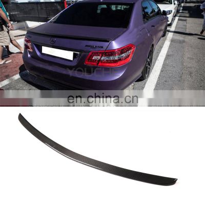 Carbon fiber rear trunk wings spoiler for Mercedes Benz E class W212 4 door sedan E63 E200 E250 2010- 2016