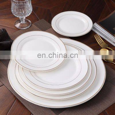 Hot Sale Biodegradable Disposable Plastic Restaurant Wedding Charger Plate, Red Gold Rim Dinner Plastic Plates