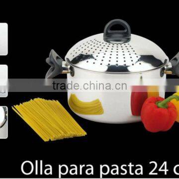 Stainless steel pasta pot with twist handle