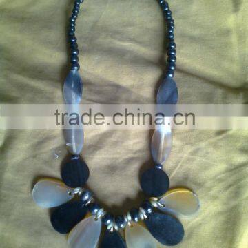 Fashio Necklace/Buffalo Horn Beaded Necklace/Fashion Jewelry/Latest Model Pendant Necklaces photo-3