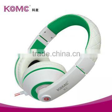 over ear headphones headphones with music