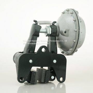 Horizontal pneumatic caliper disc brake for textile machine