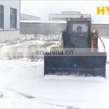 agricultural machine skidsteer with earth bucket with teeth