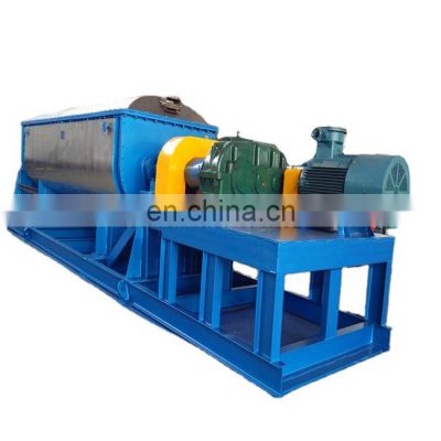 Vacuum drying machine for waste water sludge