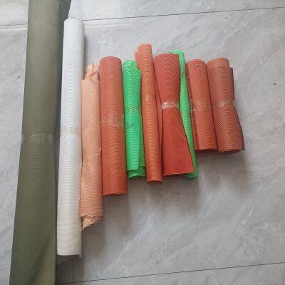 Edge-blocking cloth