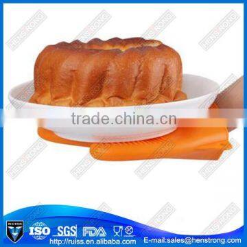 Round silicone shallow baking pan with100% food material