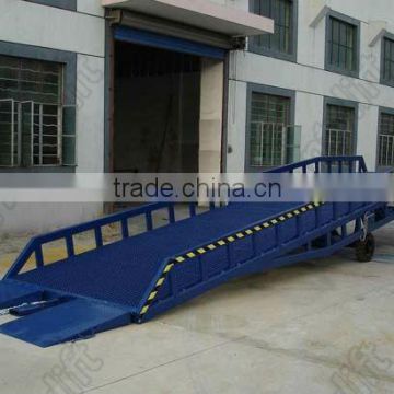 Hydraulic Mobile yard ramp for handing