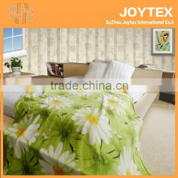 100% Polyester,Bright color flower design super-soft coral fleece blanket