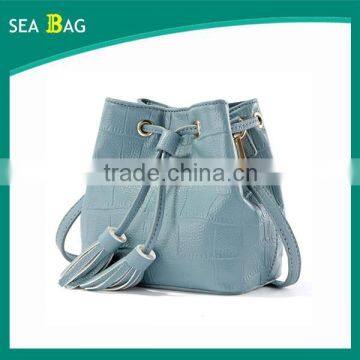 2016 New Personality is Distinct abd Designer Drawstring Brand Leather Fashion Handbags For Girls