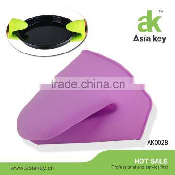 Factory Wholesale Household Kitchen Tools Pantone Color Purple Color Oven Mini Mitt