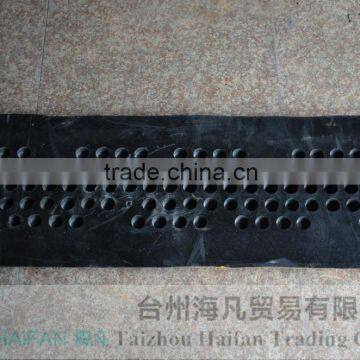 1000*380*50mm High Quality Hot Sell Rubber Speed Hump for Crossing/heavy Strength Rubber Speed Hump Used on Road for Safety photo-5