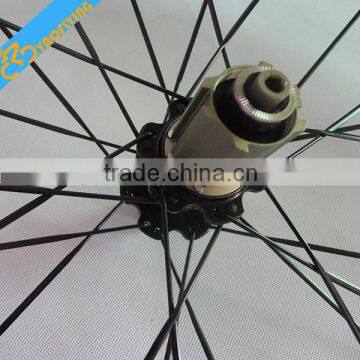 Popular Green FFWD Chinese Carbon Road Bike Wheels Beautiful Carbon Bicycle Wheels 3K/UD Weave Carbon Wheels for Road Bike photo-2