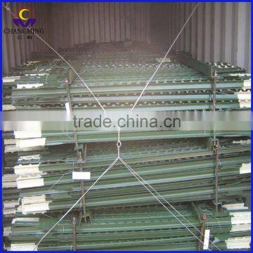 Bitumen Painted Green Color Studded T Post photo-4