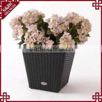 Home or garden decor UV resistant resin rattan woven plastic flower pot