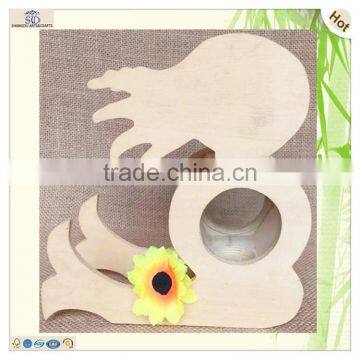 China Manufacturer Fish Shape Rotating Door Plywood Wooden Tableware