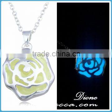 Summer Elegant Night Light Glow In Dark Luminous Rose Flower Pendant Necklace photo-2