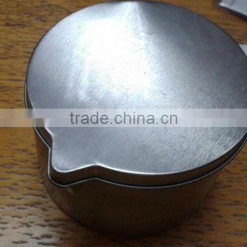 Metal Plain Round Seamless Candle Tin with Pouring Spout