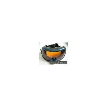 skiing goggles/snow mask
