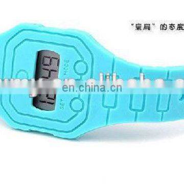 Easy Set Up Time Kids Cool Electronic Digital Watch photo-4