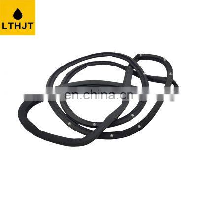 Car Accessories Auto Spare Parts Car Front Right Door Weather Strip 67861-02150 For COROLLA ZZE122 2004-2007