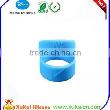 Custom Cheap OEM Tire Silicone Bracelet