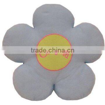 new design plush flower shaped pillow