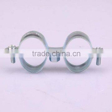 Twin pipe clamp without rubber