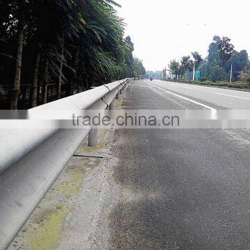 High Intensity China Plastic Spraying Crash Barrier With Various Color photo-2
