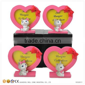 Resin Lovely Pink Cat Statue Heart Shaped Picture Frames