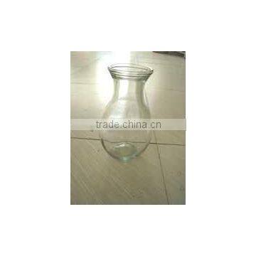 Clear and round Glass Vases